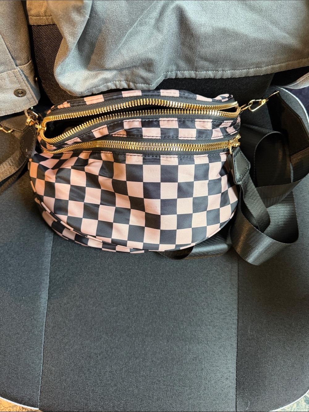 Checkerboard Crossbody Belt Bag - Pink/Black